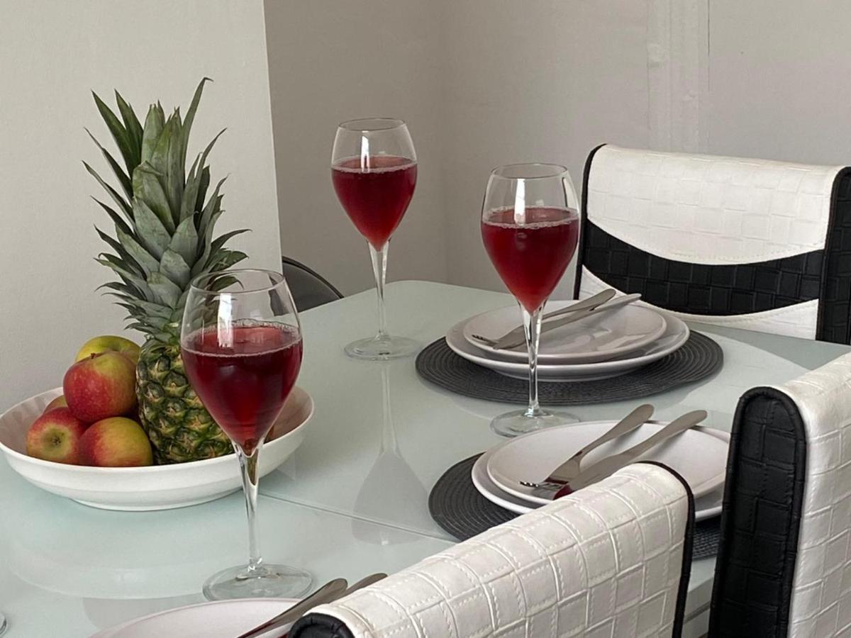 Cosy Cheerful 2 Bedrooms Near Piccadilly, Etihad Stadium Sleeps Up To 5 Manchester Kültér fotó
